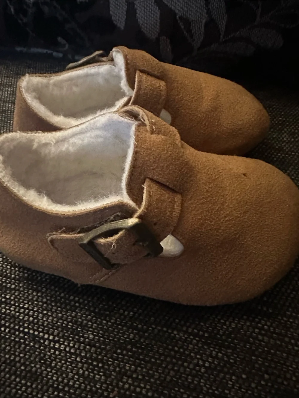 Plush-Lined Baby Mary Jane Shoes in Brown